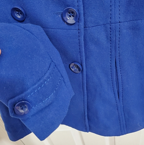 ⬇️ Forever 21 Blue Peacoat - Picture 2 of 2